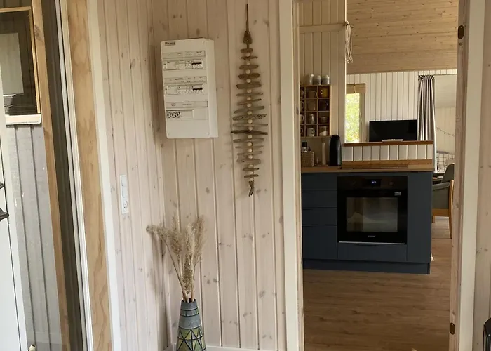 Anne - 150m From The Sea By Interhome *